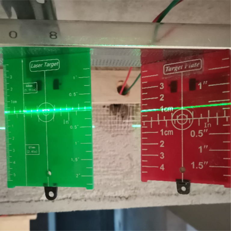 Laser level target plate
